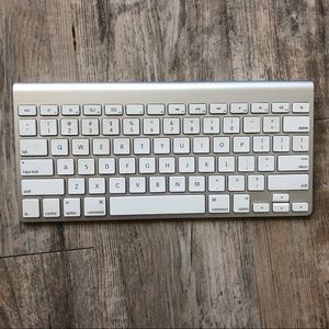 Apple Bluetooth Keyboard White